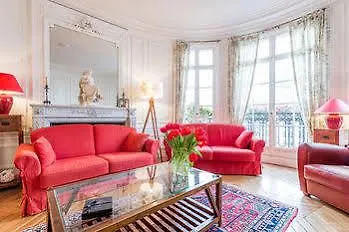 We - 75015 Apartment *