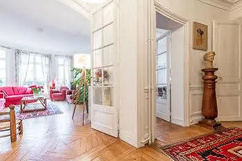We - 75015 Appartement Parijs